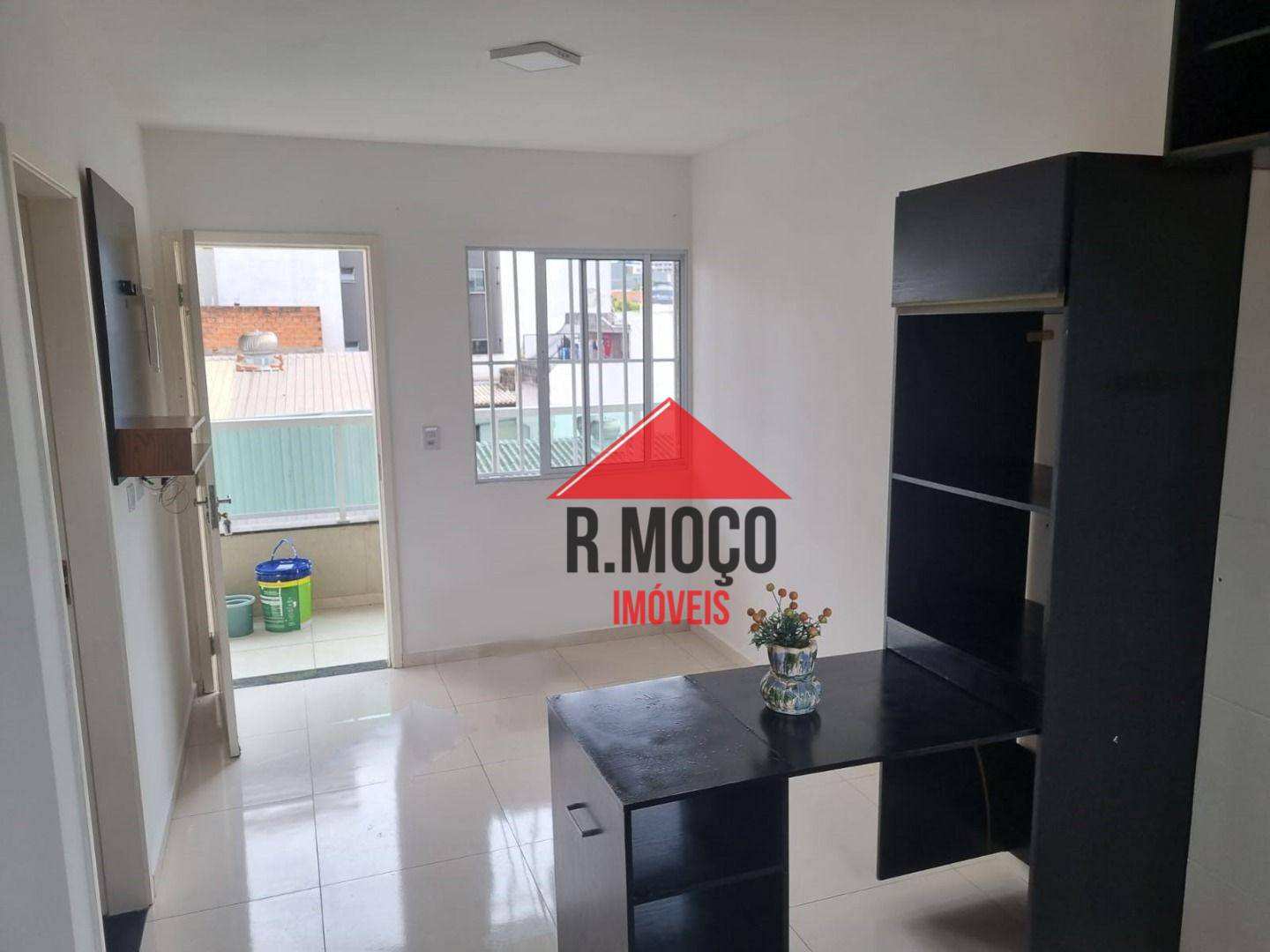 Apartamento para alugar com 2 quartos, 42m² - Foto 2