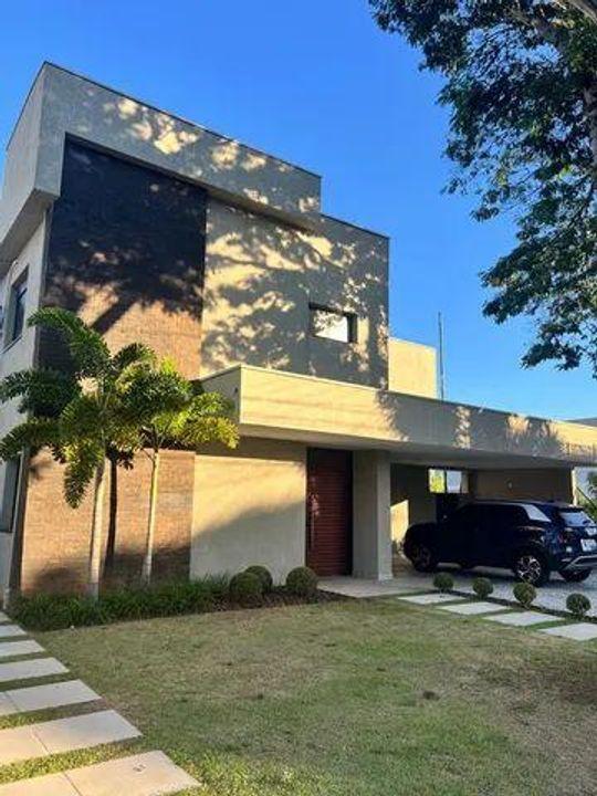 Casa de Condomínio à venda com 4 quartos, 560m² - Foto 1