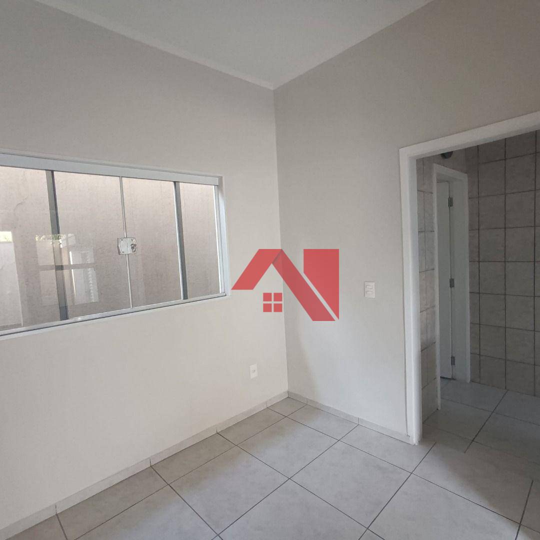 Casa para alugar com 2 quartos, 70m² - Foto 12