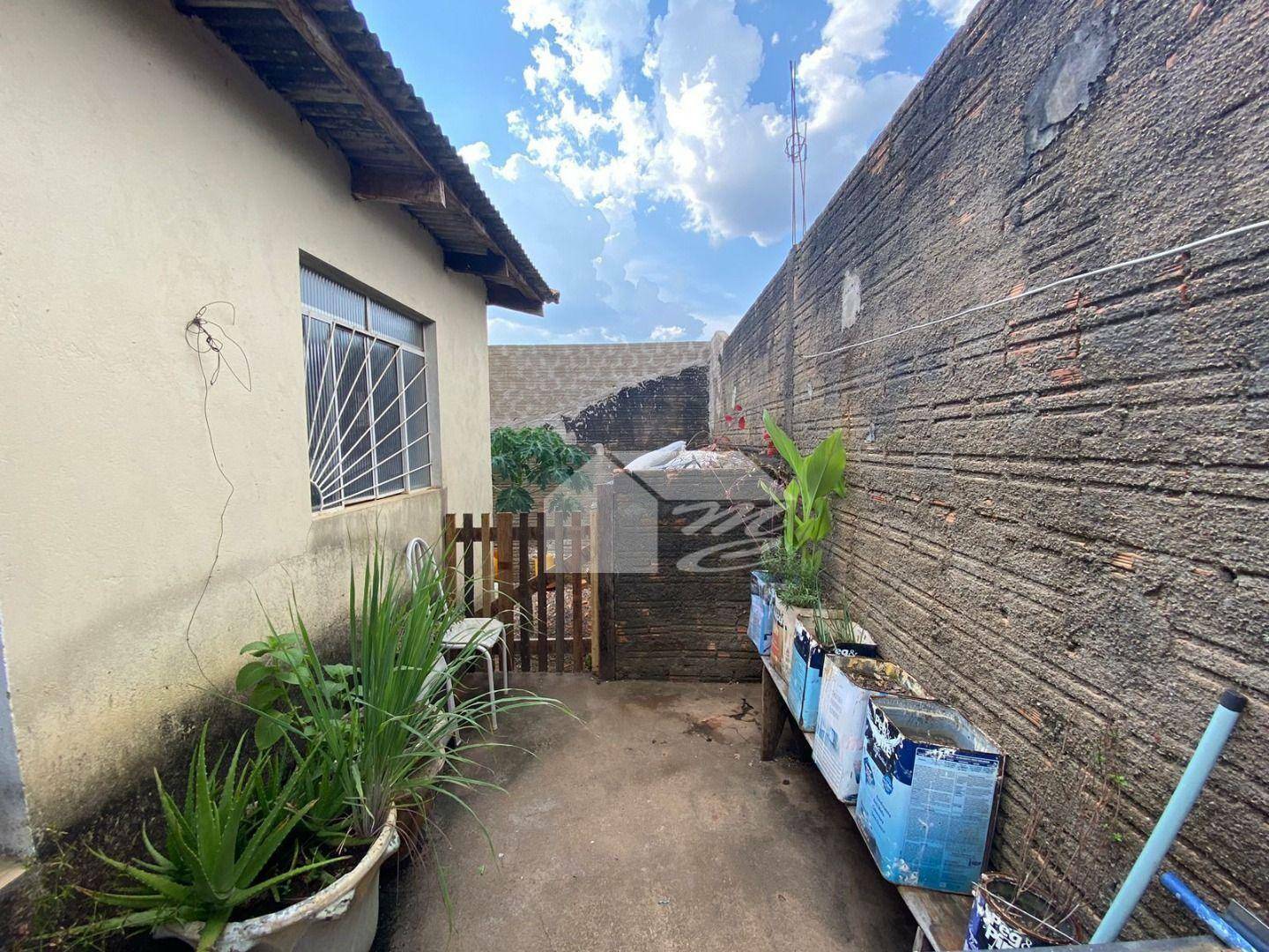 Casa à venda com 4 quartos, 150m² - Foto 6