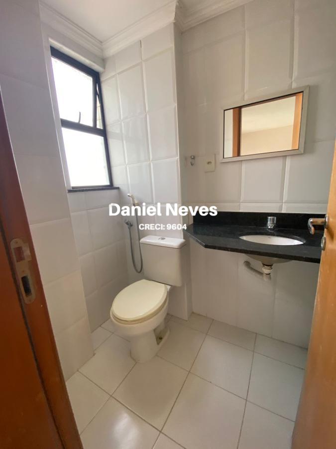 Apartamento à venda com 2 quartos, 70m² - Foto 5