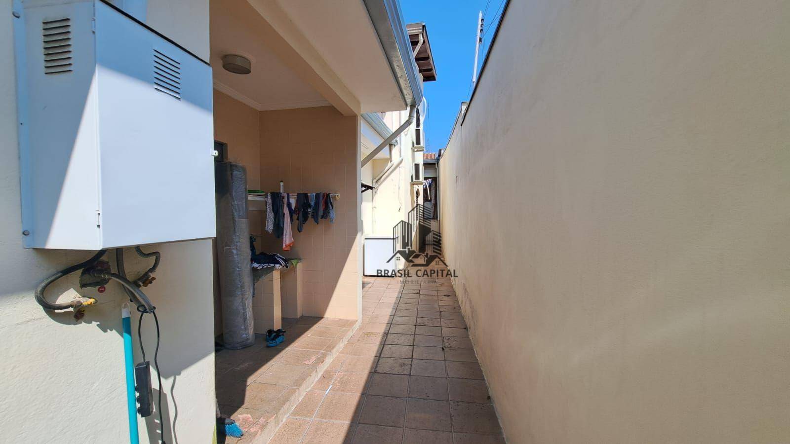 Casa à venda com 3 quartos, 180m² - Foto 20