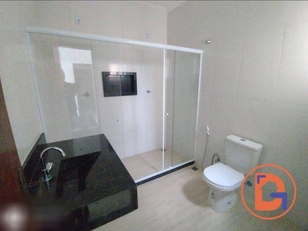 Casa à venda com 4 quartos, 180m² - Foto 14