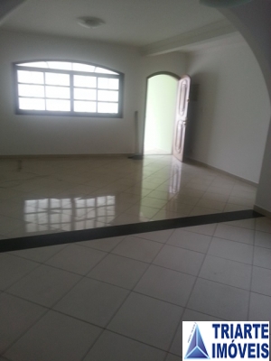 Sobrado para alugar com 3 quartos, 200m² - Foto 3