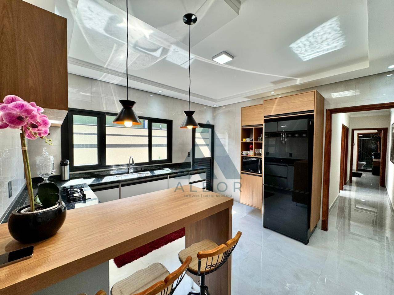 Casa, 2 quartos, 130 m² - Foto 4