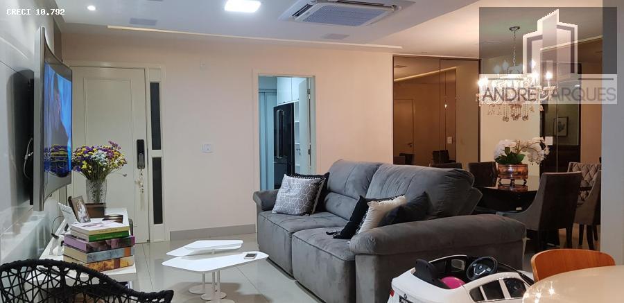 Apartamento à venda com 4 quartos, 155m² - Foto 6