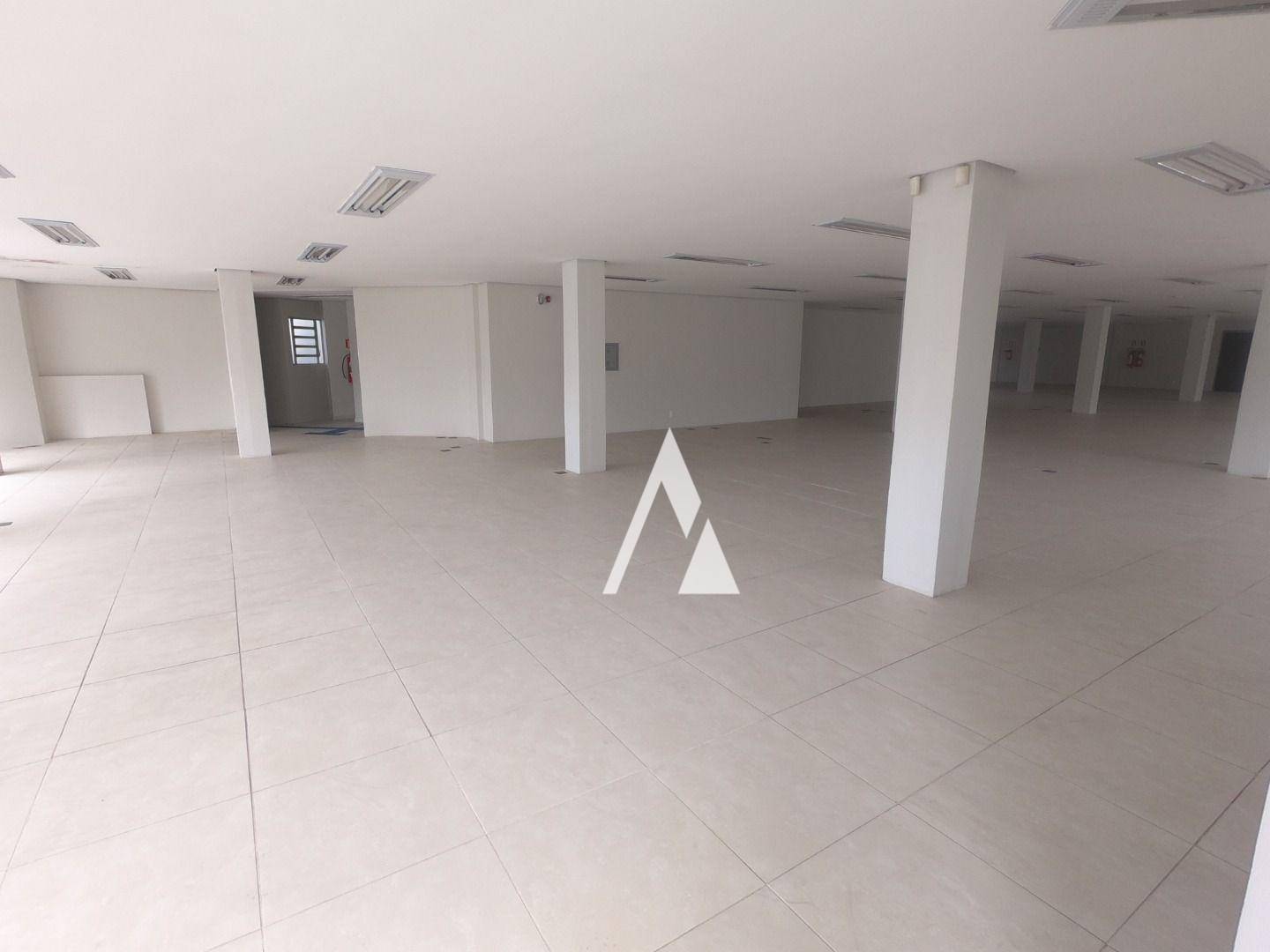 Prédio Inteiro para alugar, 900m² - Foto 17