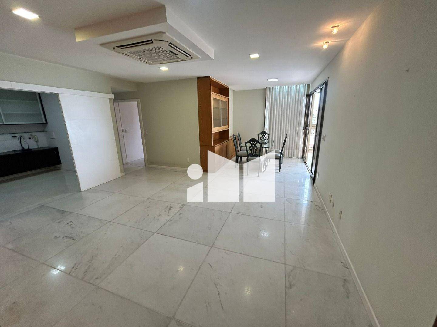 Apartamento à venda com 4 quartos, 168m² - Foto 4