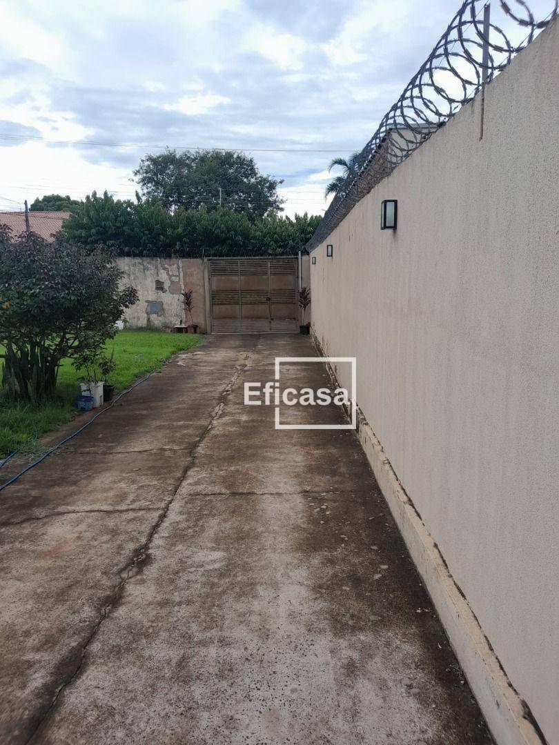 Casa à venda com 3 quartos, 190m² - Foto 19