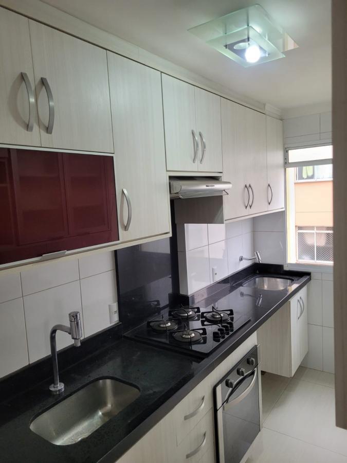 Apartamento à venda com 2 quartos, 48m² - Foto 2