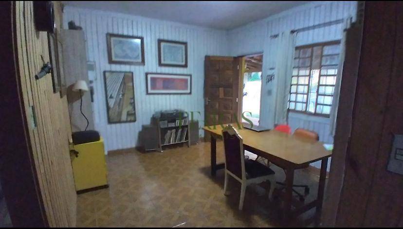 Casa de Condomínio à venda com 3 quartos, 220m² - Foto 39