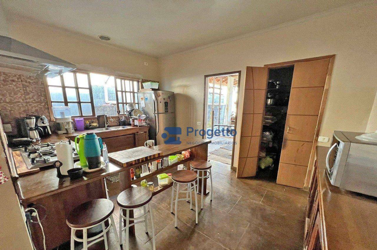 Casa de Condomínio à venda com 3 quartos, 202m² - Foto 14