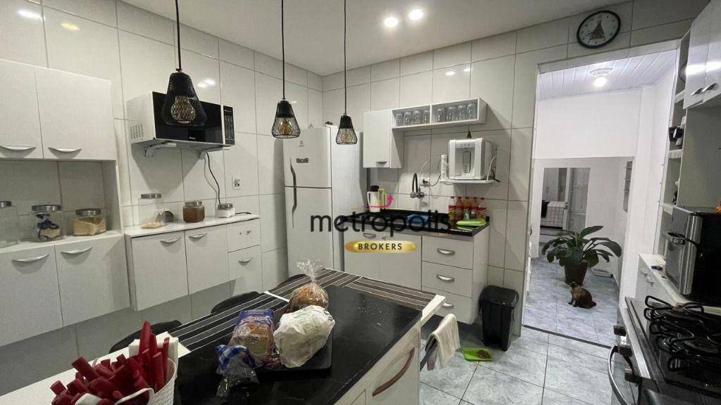Casa à venda com 4 quartos, 110m² - Foto 2