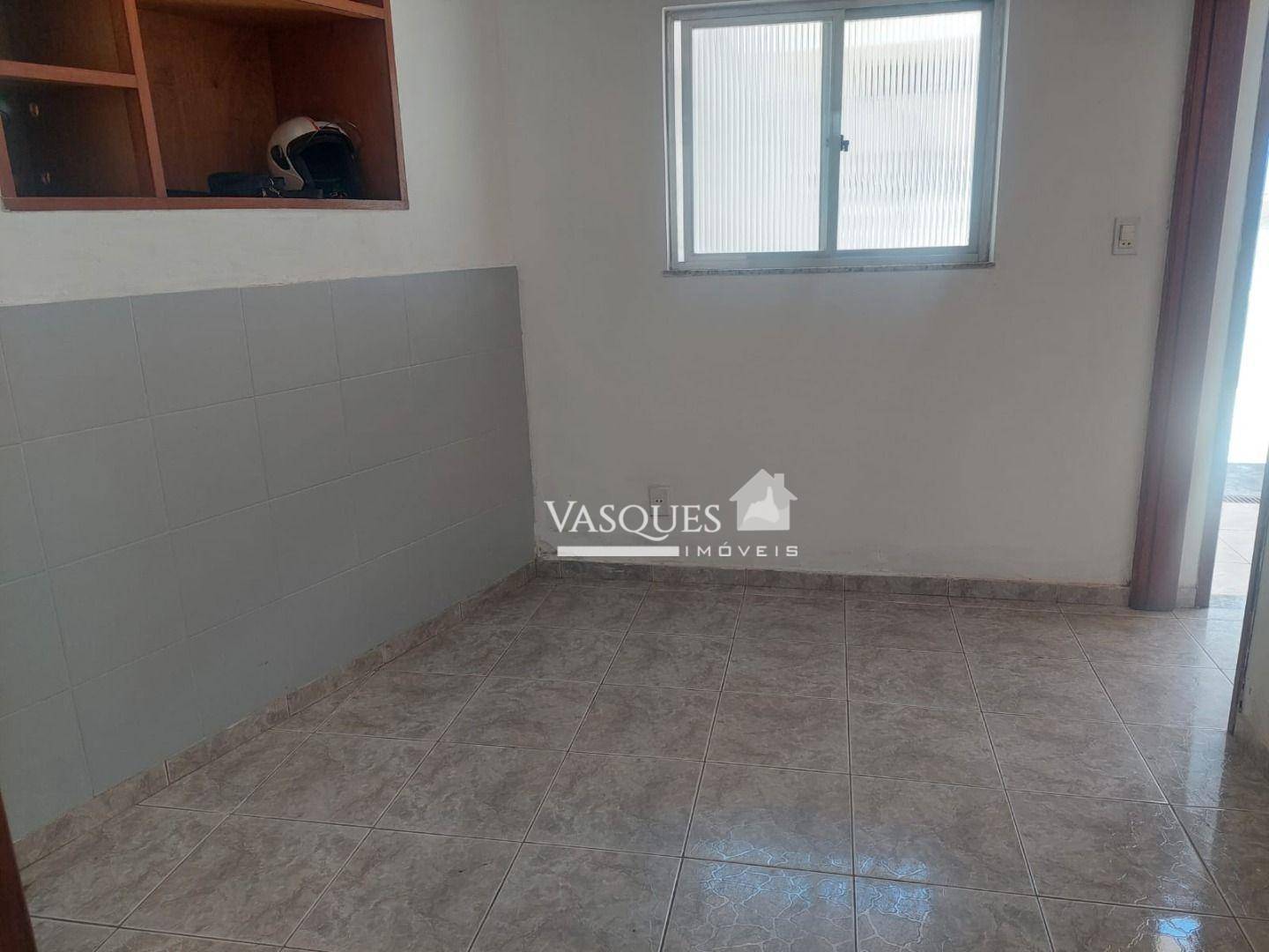 Casa para alugar com 2 quartos, 50m² - Foto 5