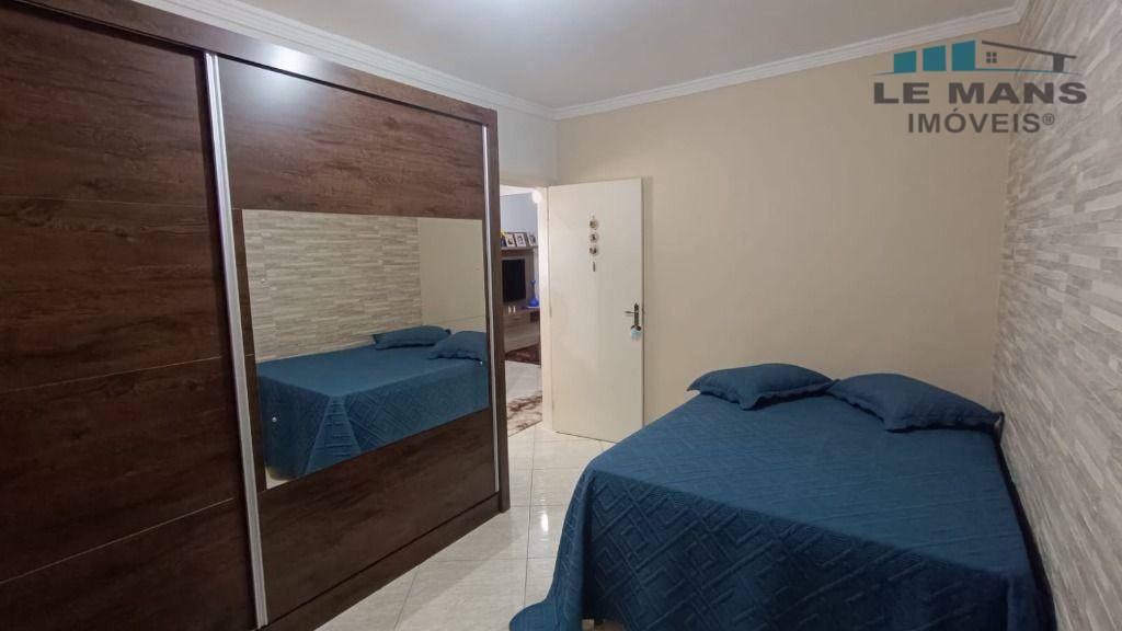 Casa à venda com 3 quartos, 180m² - Foto 7