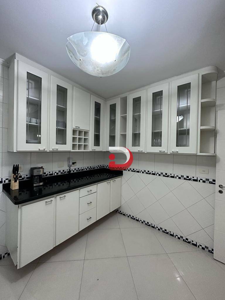 Apartamento para alugar com 4 quartos, 160m² - Foto 14