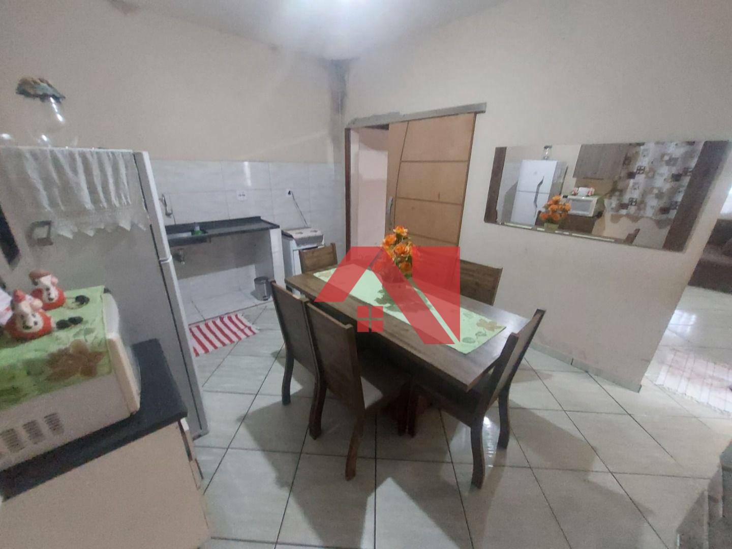 Casa à venda com 4 quartos, 185m² - Foto 9