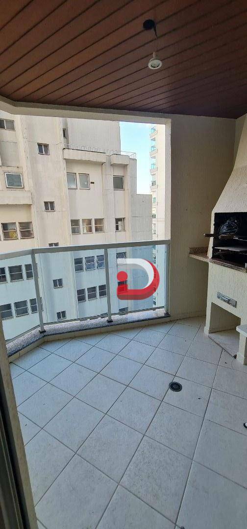 Apartamento para alugar com 3 quartos, 98m² - Foto 12