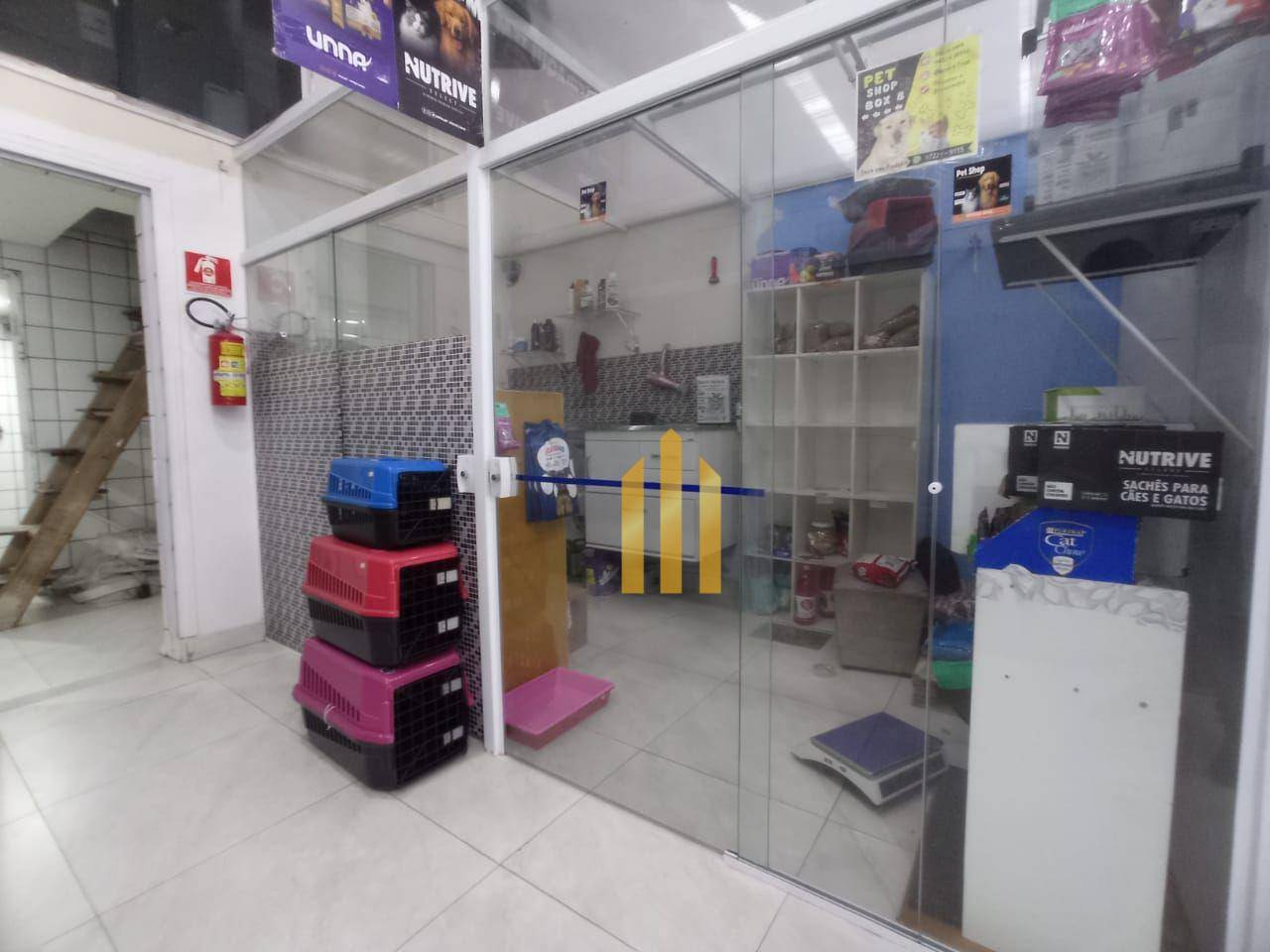 Box-Garagem para alugar, 3M2 - Foto 4