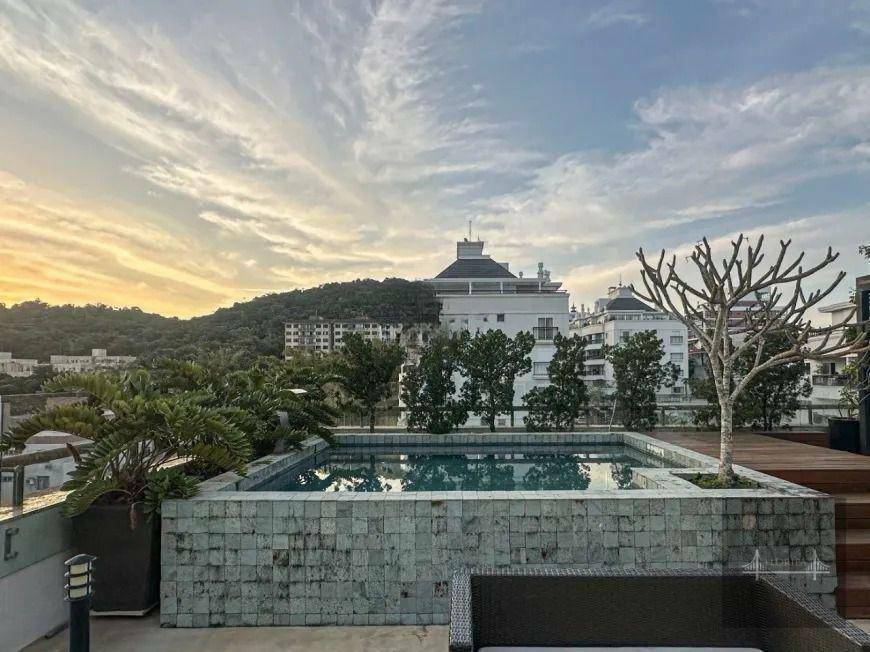 Cobertura, 3 quartos, 268 m² - Foto 5