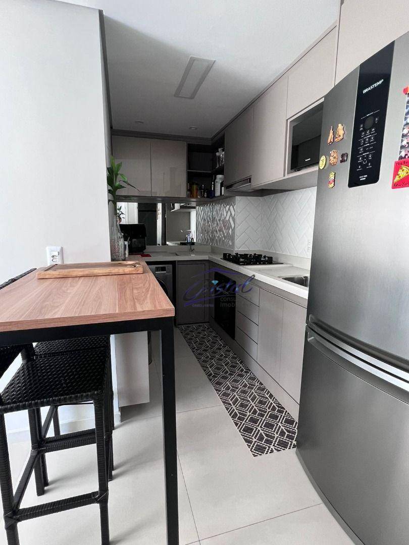 Apartamento à venda com 2 quartos, 40m² - Foto 3