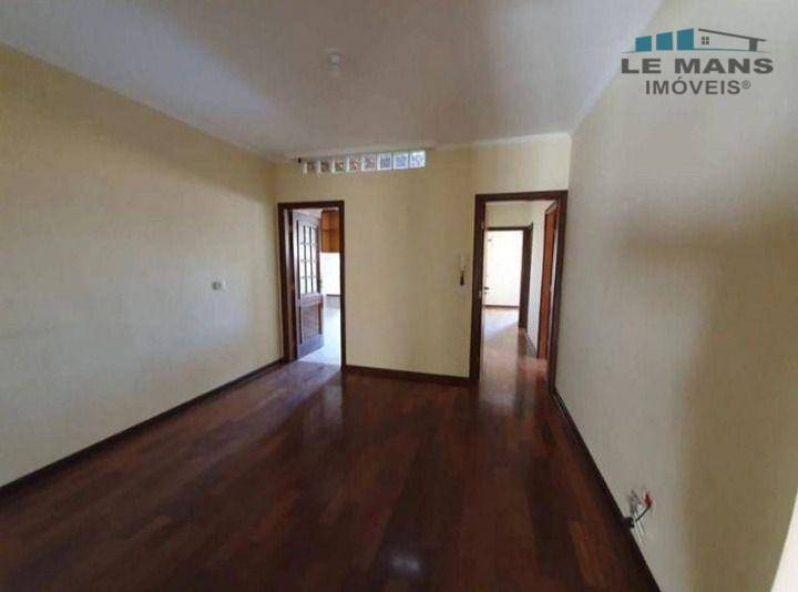 Casa à venda com 2 quartos, 140m² - Foto 11