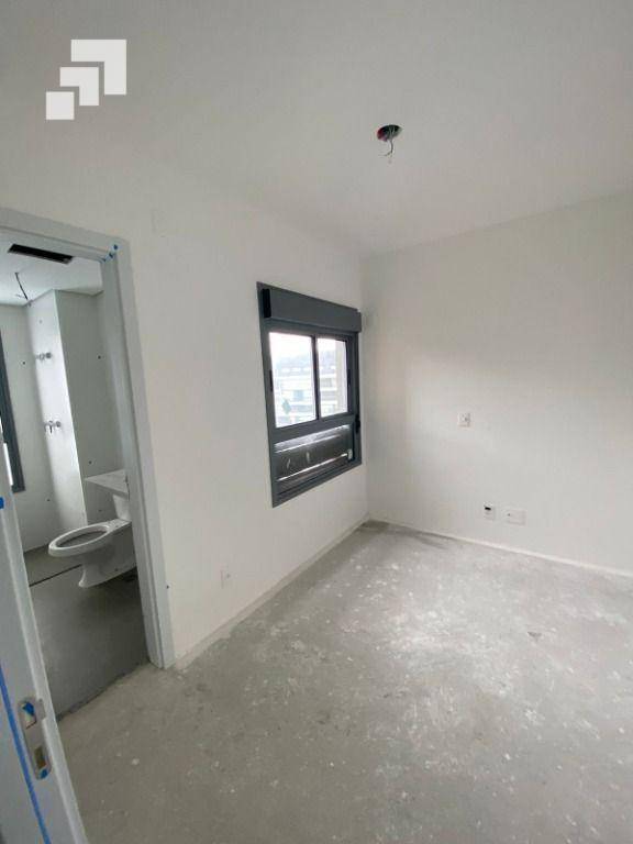 Apartamento à venda com 3 quartos, 122m² - Foto 10