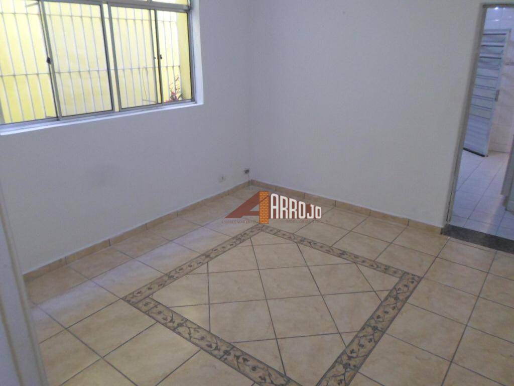 Sobrado à venda com 3 quartos, 143m² - Foto 1