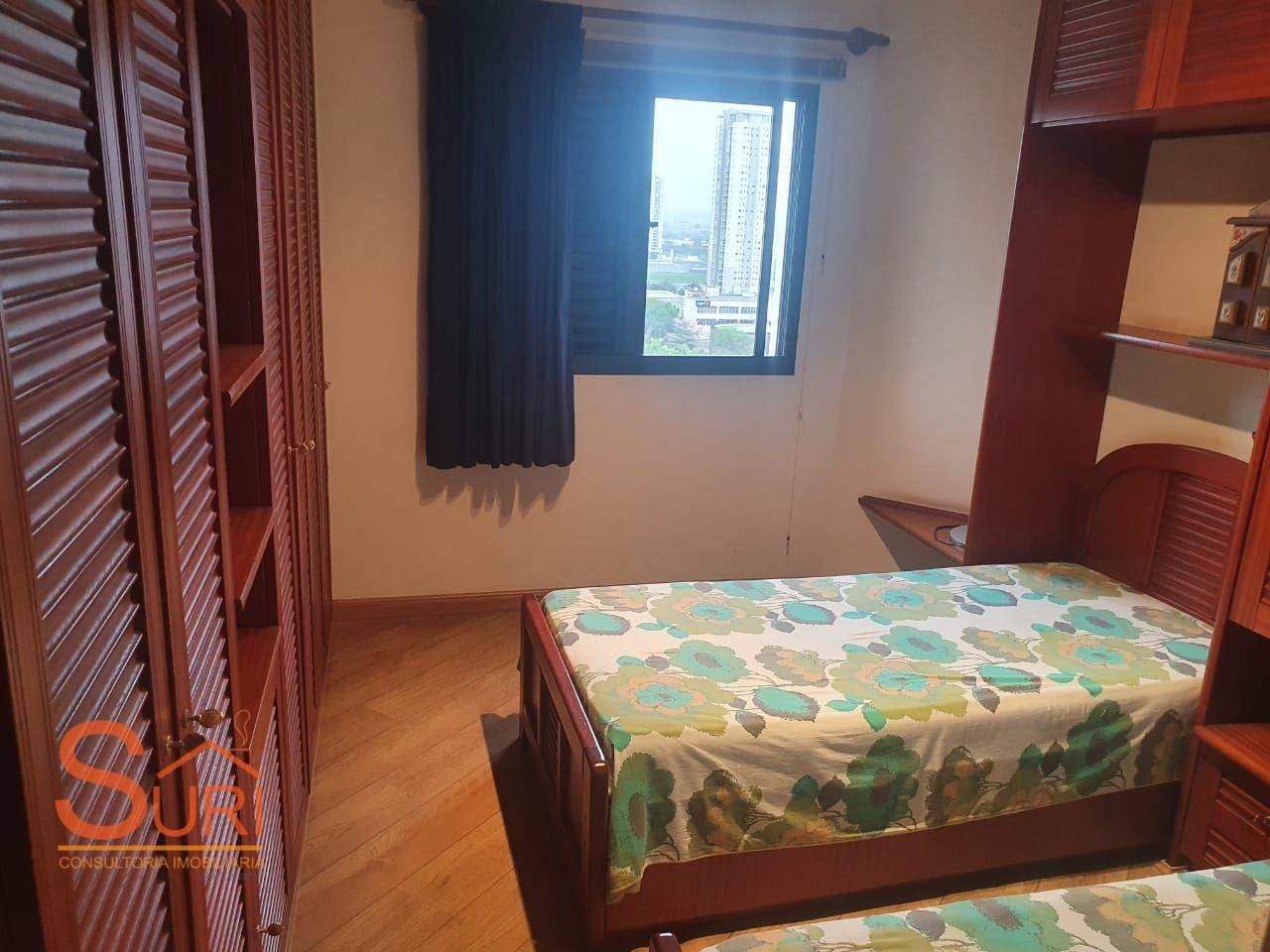 Apartamento à venda com 3 quartos, 136m² - Foto 22