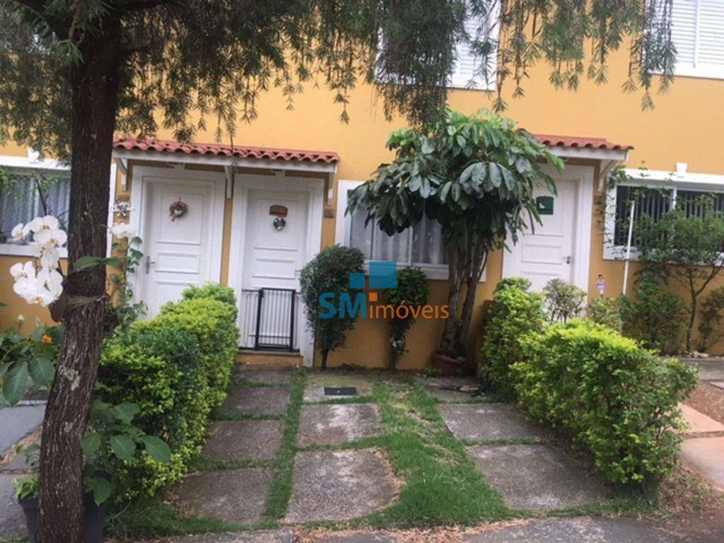 Casa à venda com 2 quartos, 80m² - Foto 1