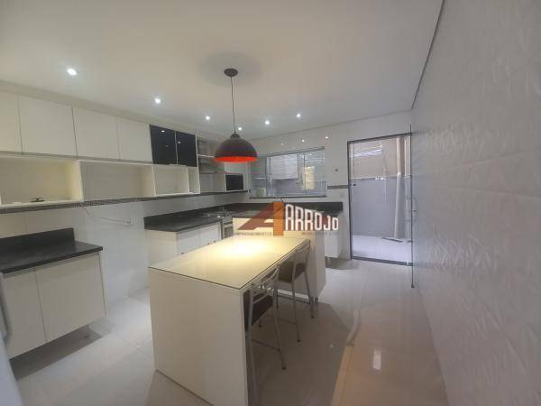 Sobrado à venda com 2 quartos, 104m² - Foto 17