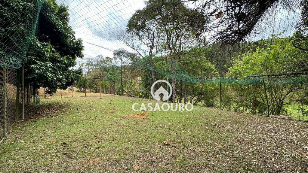 Casa de Condomínio à venda com 3 quartos, 360m² - Foto 43