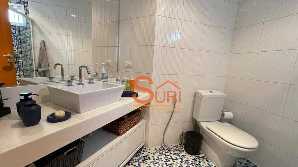 Apartamento à venda com 3 quartos, 188m² - Foto 35