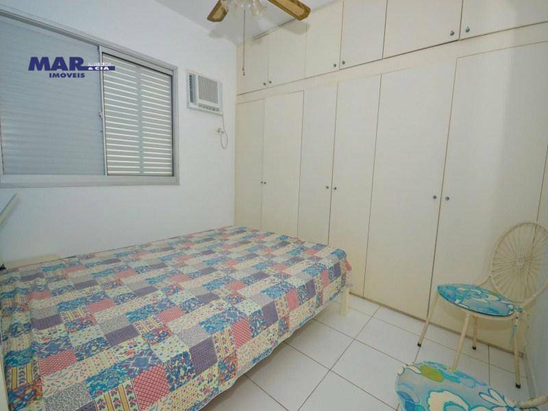 Apartamento à venda com 2 quartos, 70m² - Foto 4