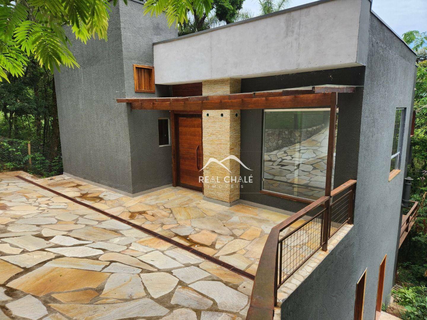 Casa de Condomínio à venda com 3 quartos, 270m² - Foto 1