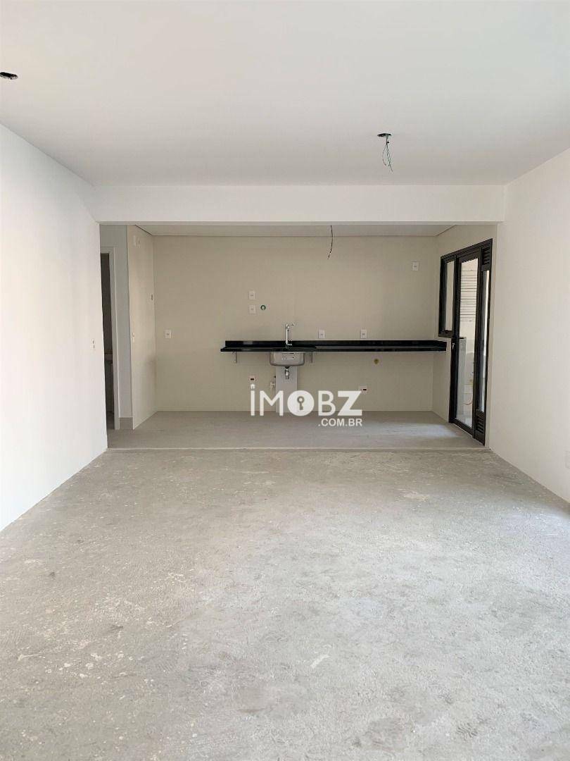 Apartamento à venda com 4 quartos, 158m² - Foto 5