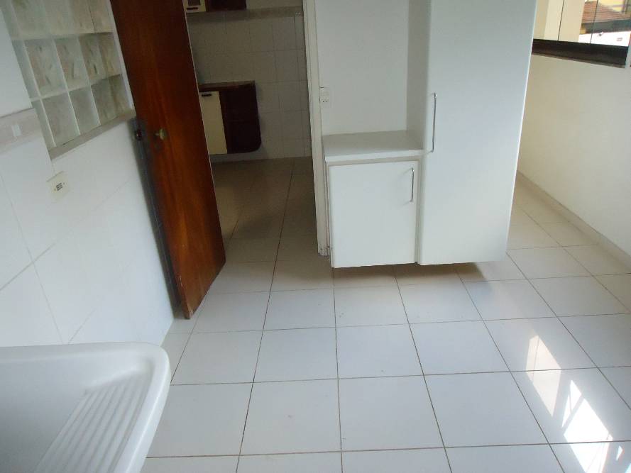 Apartamento para alugar com 3 quartos, 130m² - Foto 14