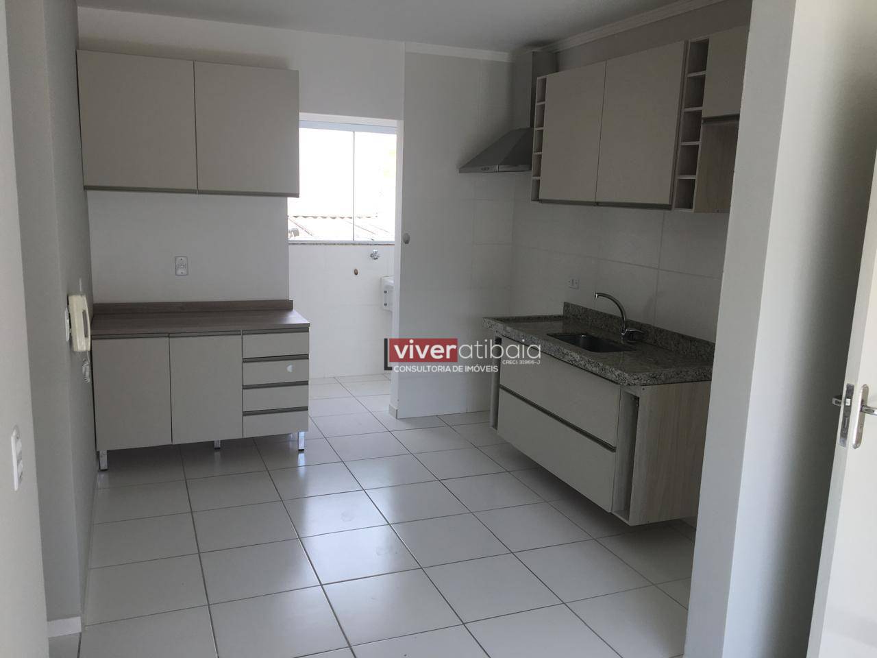 Casa para alugar com 3 quartos, 98m² - Foto 3