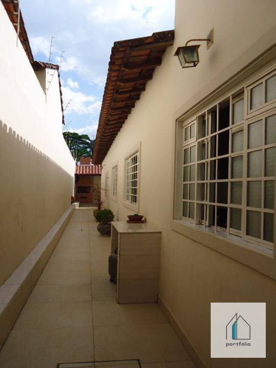 Casa à venda com 3 quartos, 178m² - Foto 21