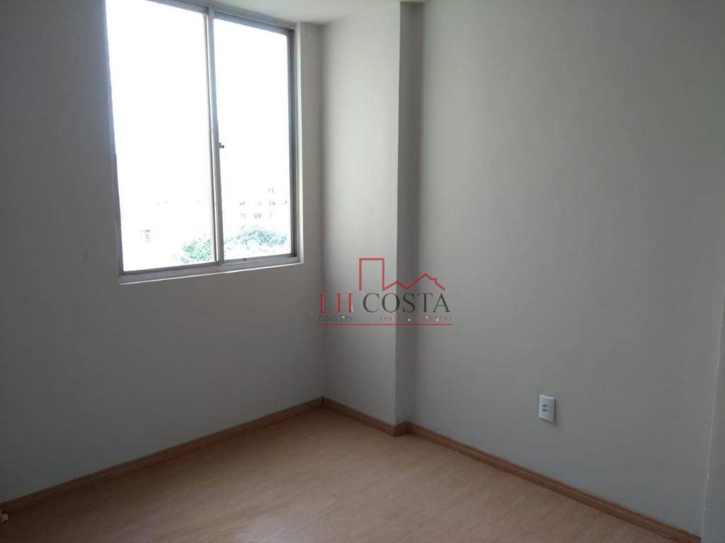 Apartamento à venda com 2 quartos, 53m² - Foto 9