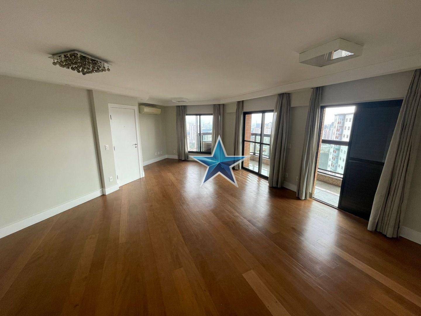 Apartamento para alugar com 3 quartos, 130m² - Foto 18