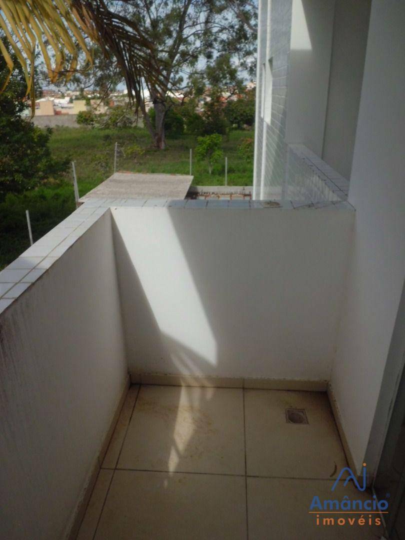 Apartamento à venda com 2 quartos, 60m² - Foto 20