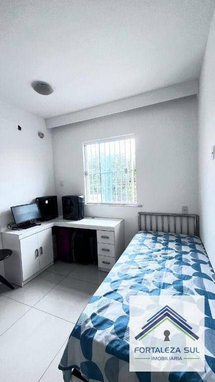 Casa de Condomínio à venda com 5 quartos, 200m² - Foto 14