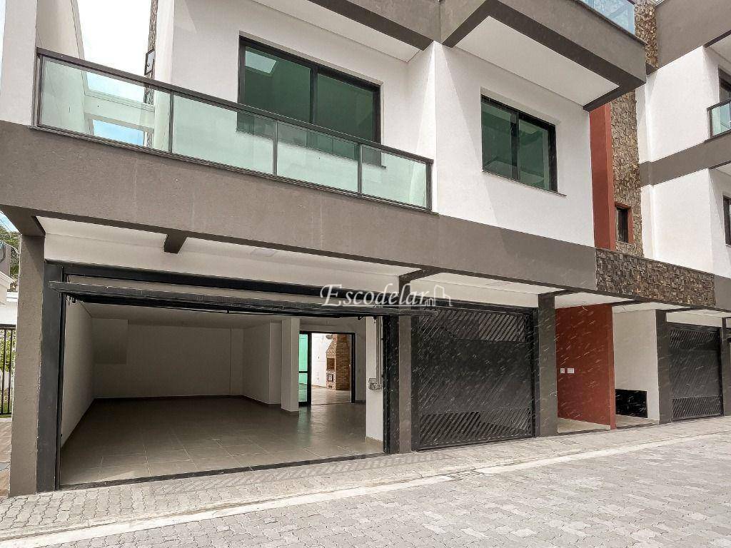 Casa de Condomínio à venda com 4 quartos, 400m² - Foto 1