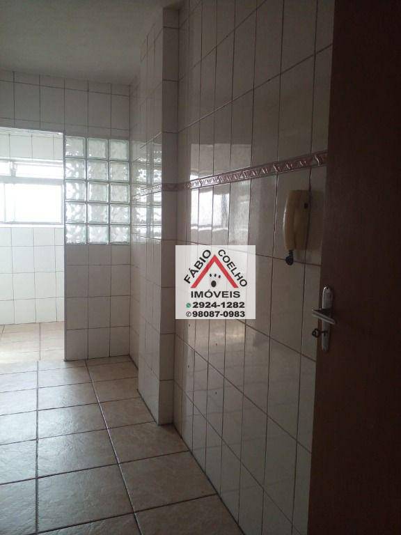 Apartamento à venda com 2 quartos, 58m² - Foto 15