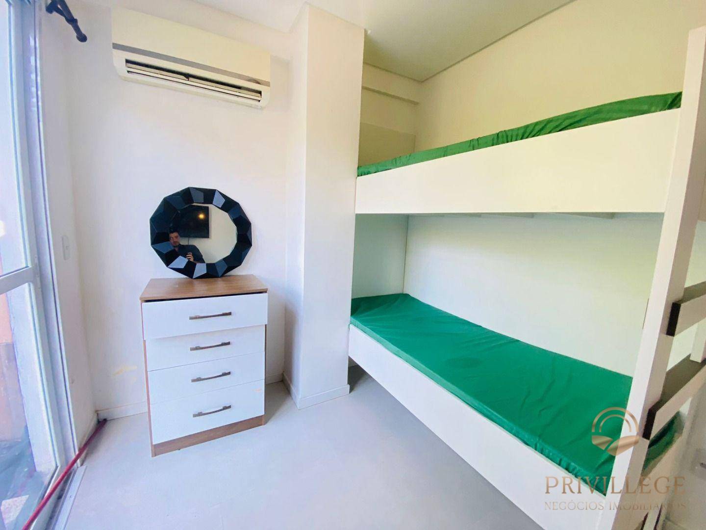 Apartamento à venda com 2 quartos, 75m² - Foto 8