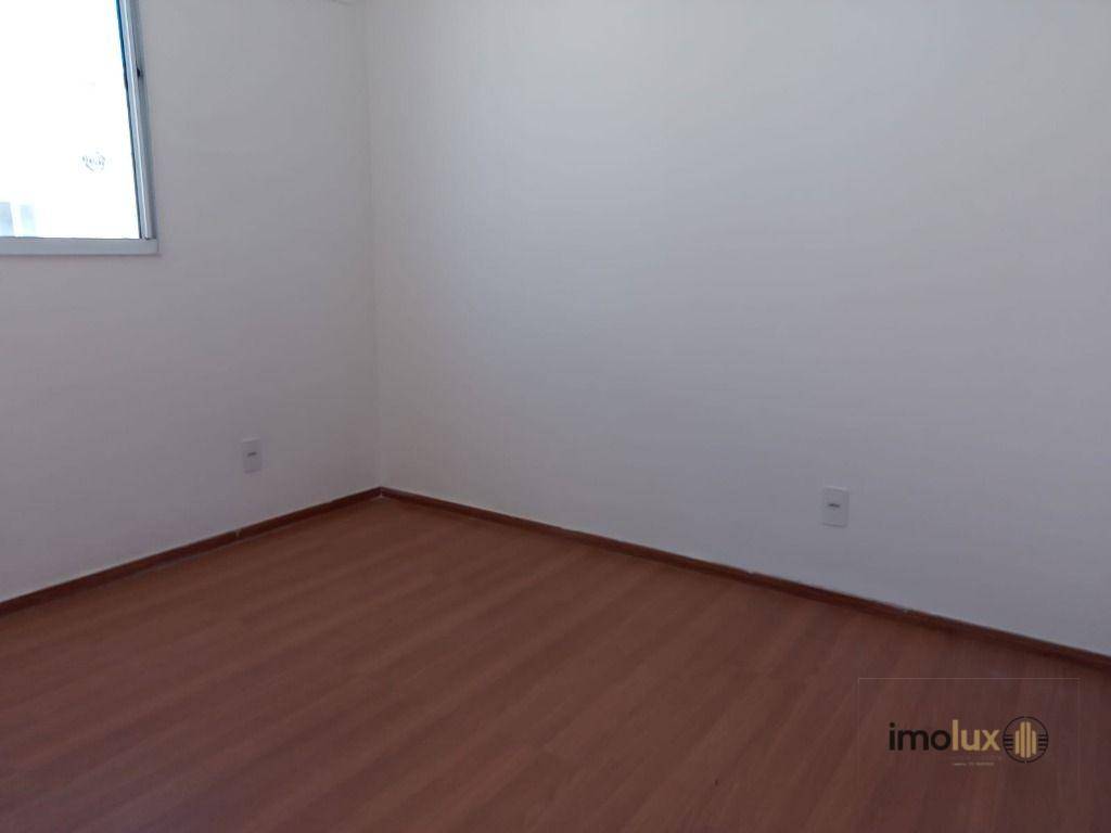 Apartamento à venda com 2 quartos, 48m² - Foto 4