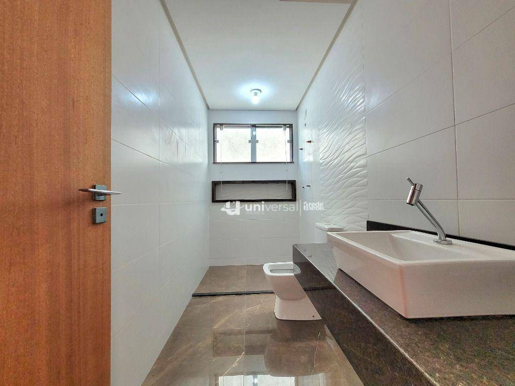 Casa à venda com 3 quartos, 272m² - Foto 18