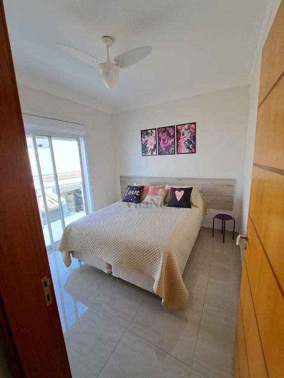 Casa de Condomínio à venda com 3 quartos, 216m² - Foto 9