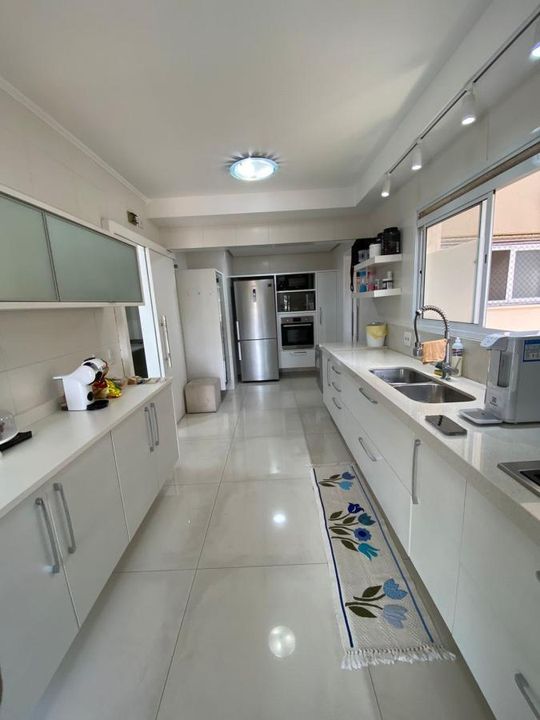 Apartamento à venda com 3 quartos, 150m² - Foto 14